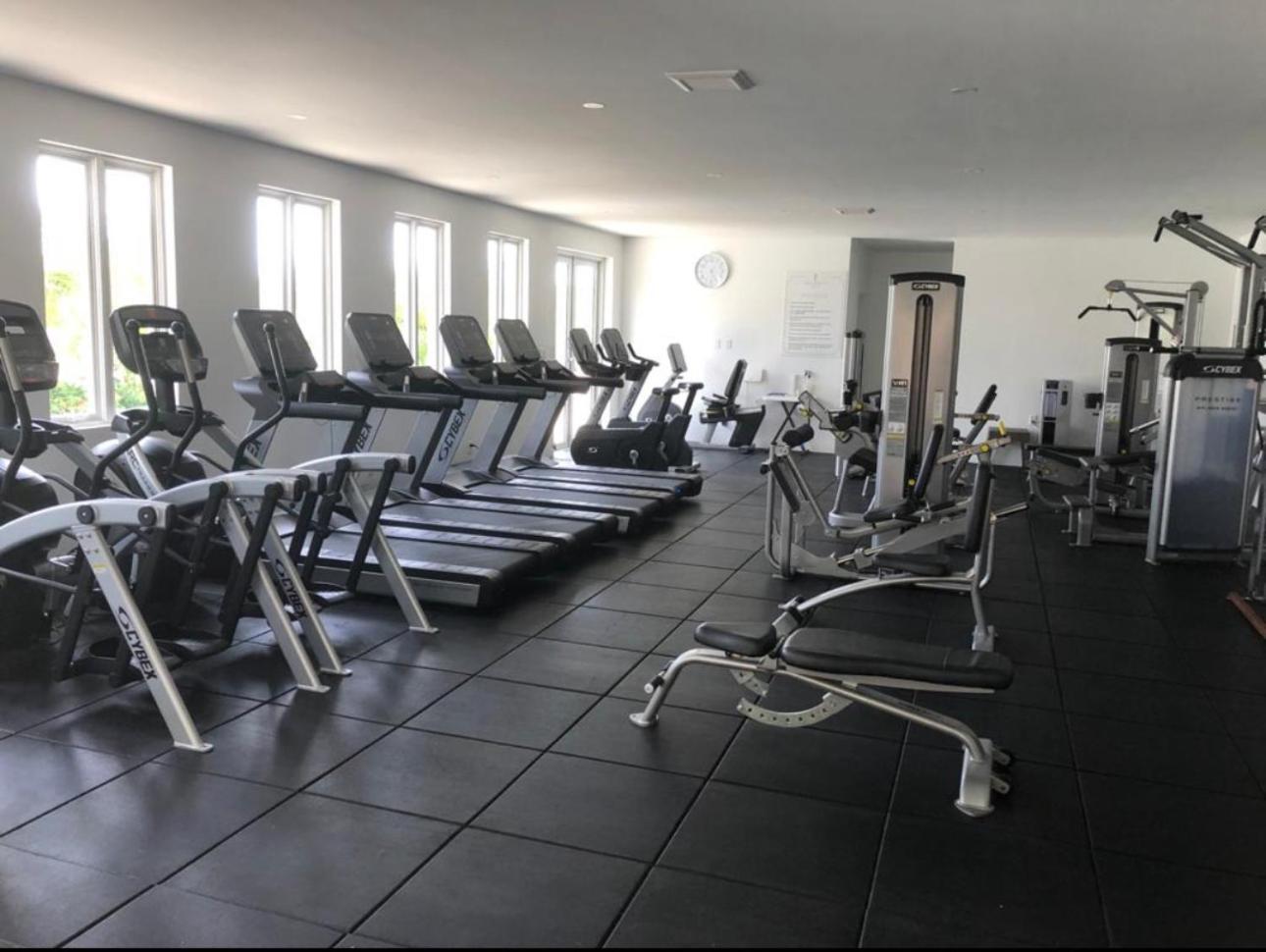 Westmoreland Hills - Mount Standfast - St James - Full Gym Membership Saint James Luaran gambar